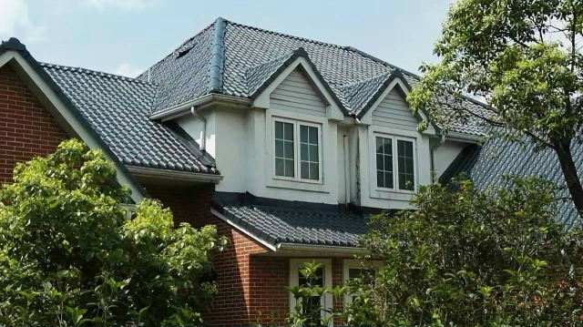 屋面防曬黑科技，守護(hù)房屋10年不褪色!